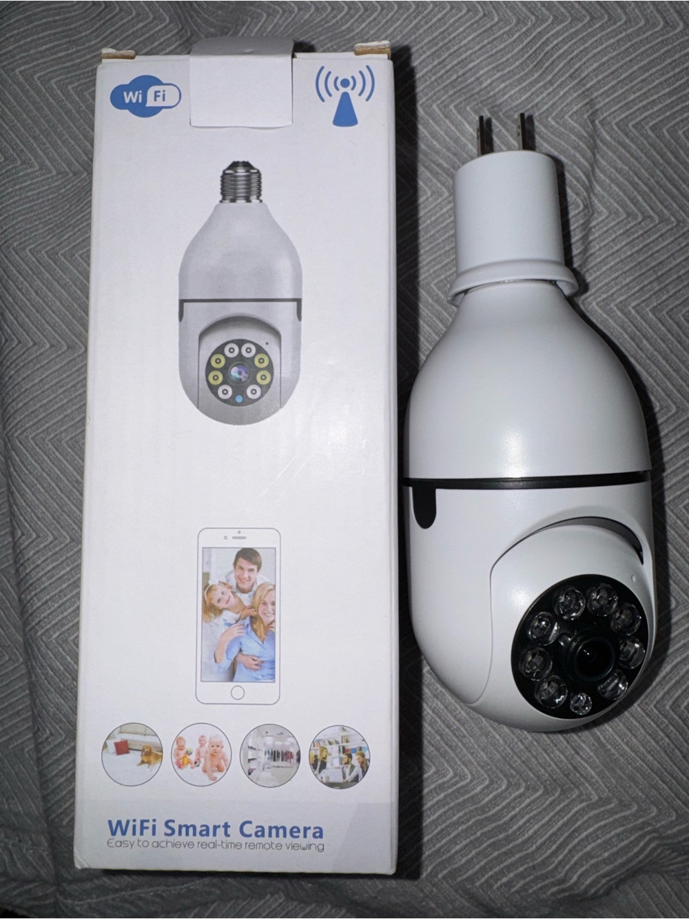 WiFi Smart Bulb Camera - Universal